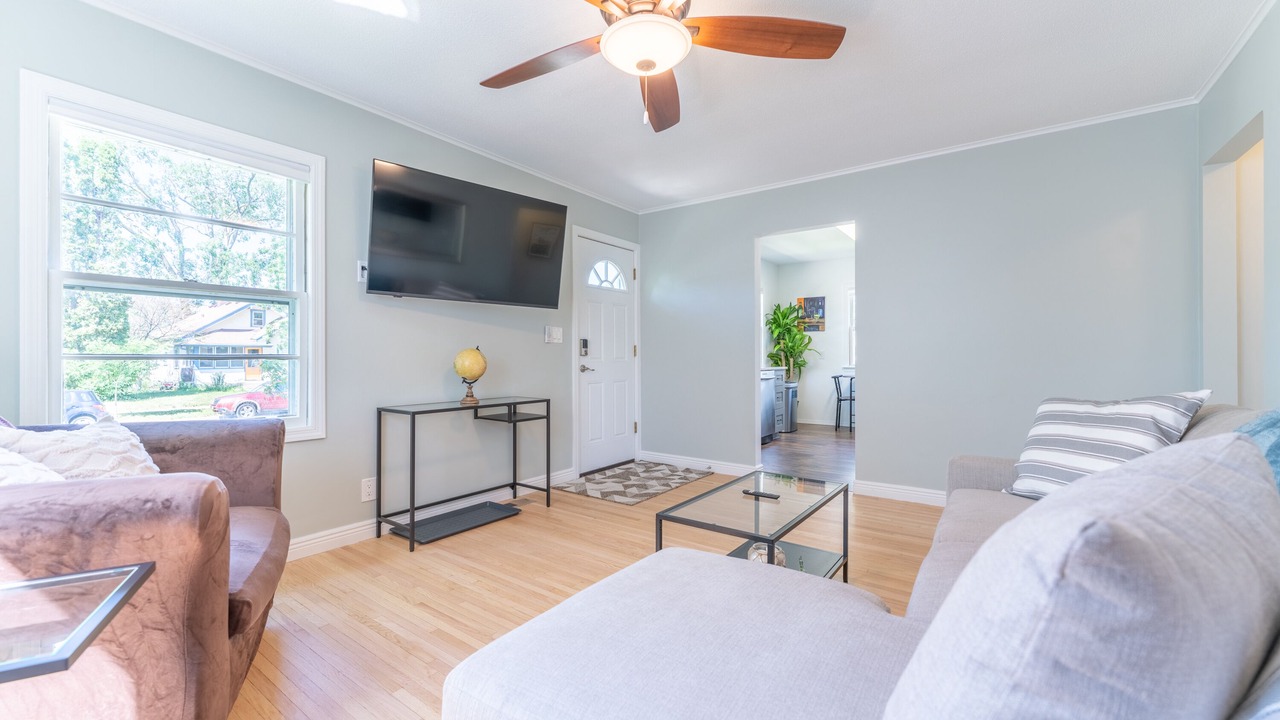 Photo of Livingroom in Powderhorn