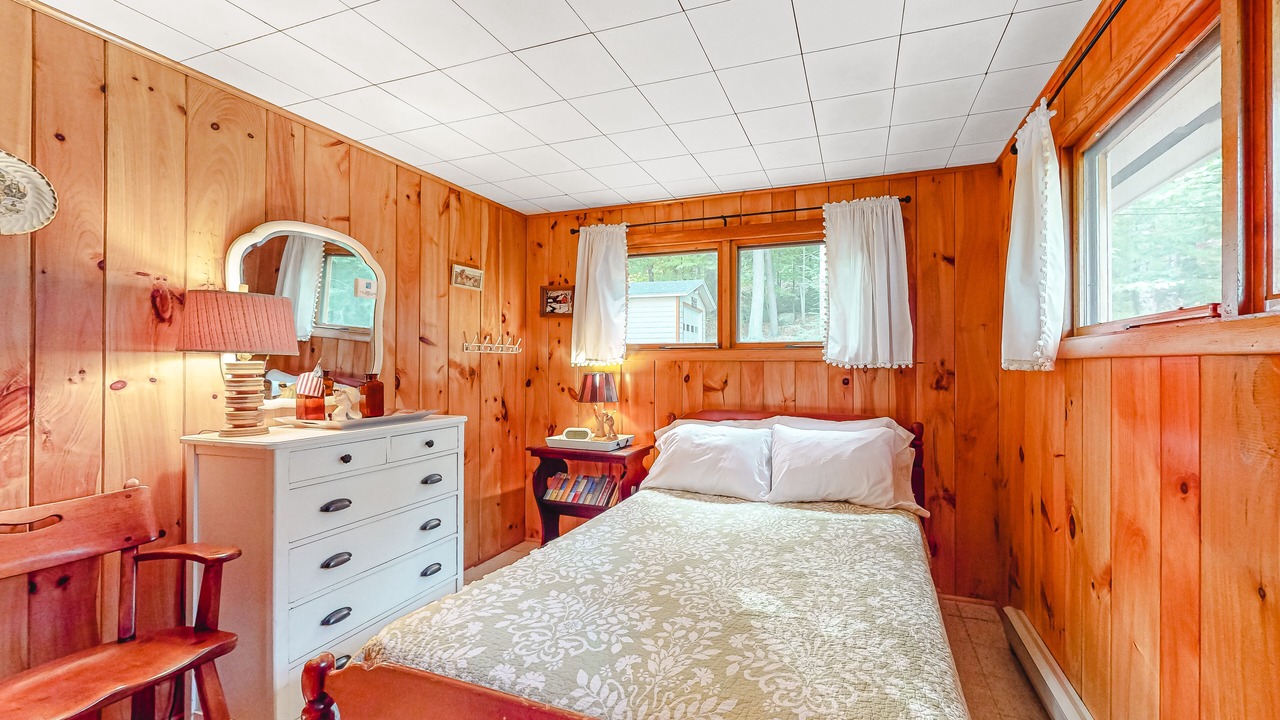 Photo of Bedroom in Meredith