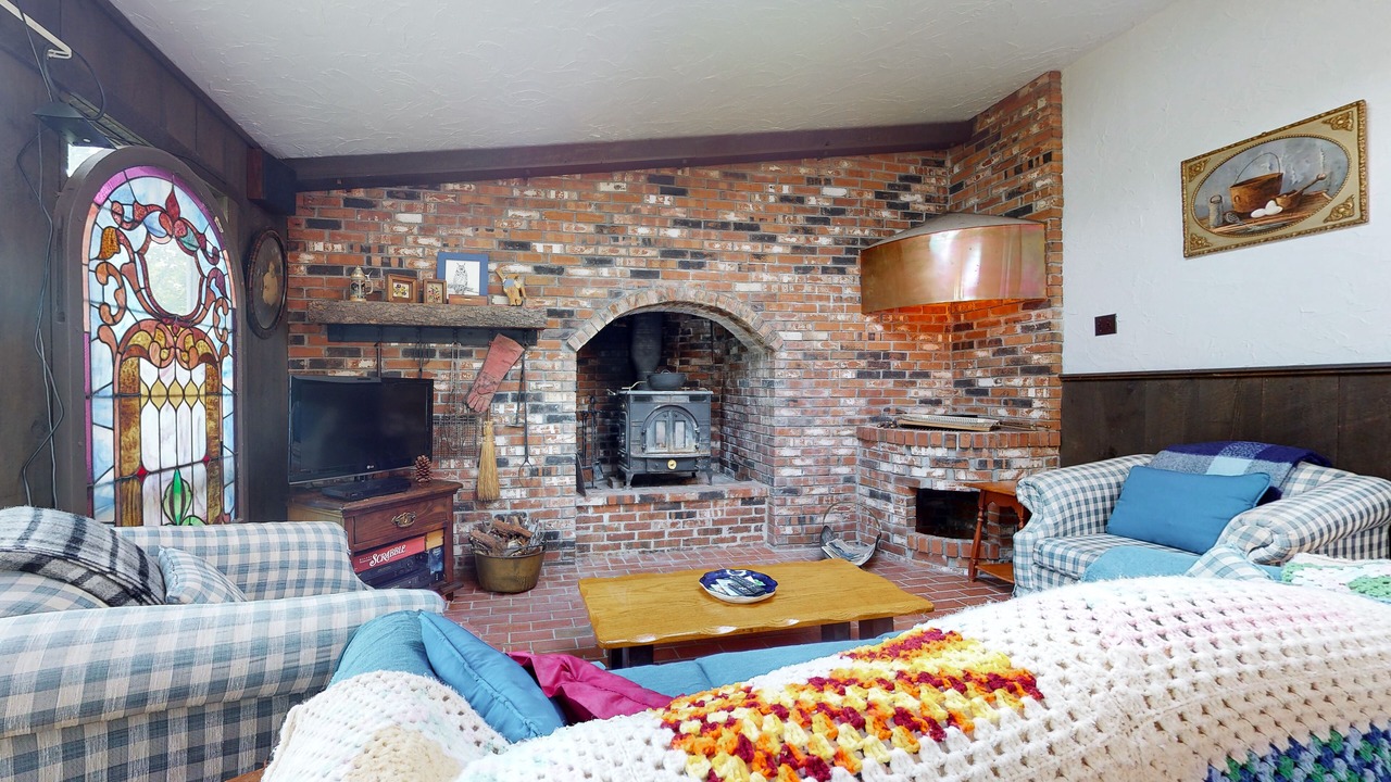 Photo of Livingroom in West Halifax