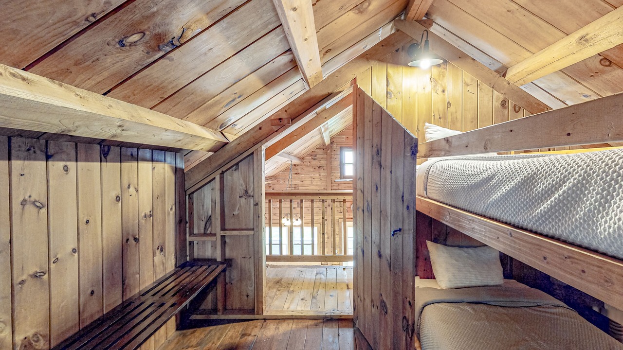 Photo of Bedroom in Montgomery Center