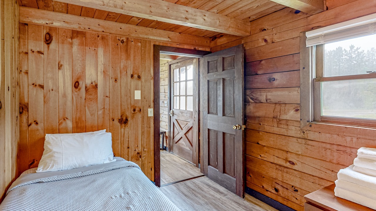 Photo of Bedroom in Montgomery Center