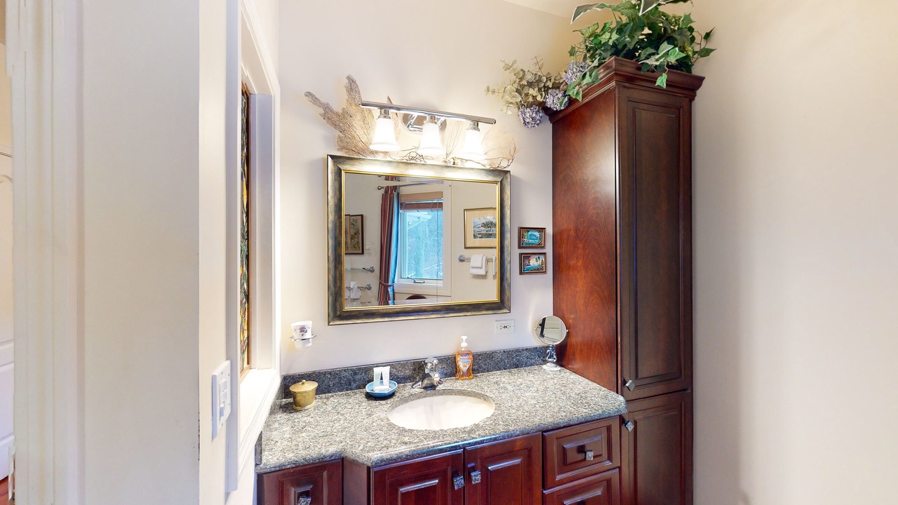 Photo of Bathroom in Malletts Bay