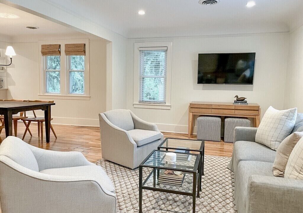 Photo of Livingroom in Port Huron