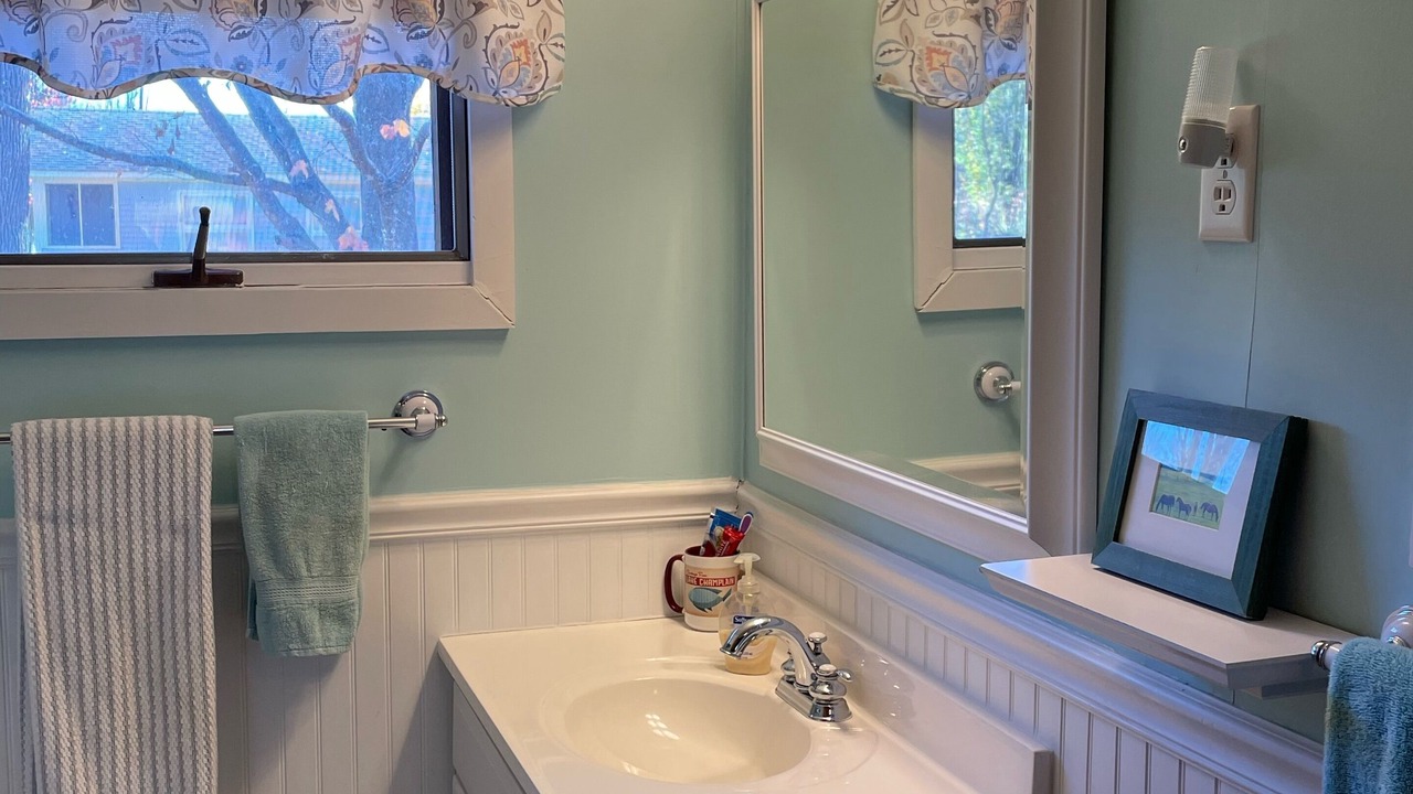 Photo of Bedroom in Moriah Center