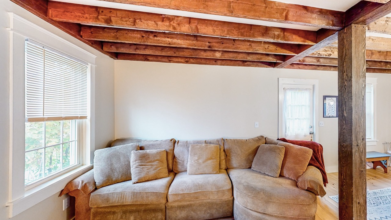 Photo of Livingroom in East Wallingford