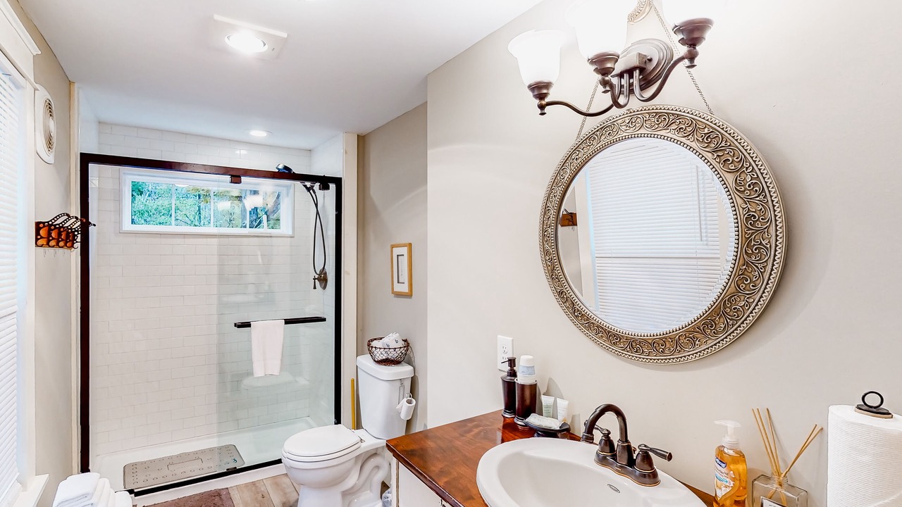 Photo of Bathroom in East Wallingford