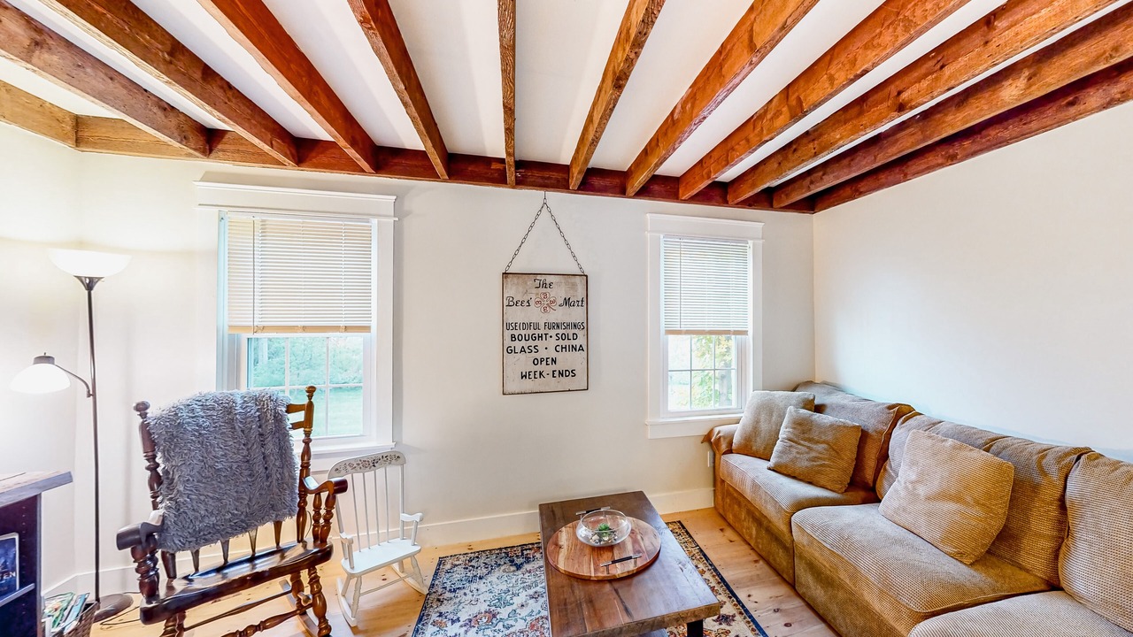Photo of Livingroom in East Wallingford