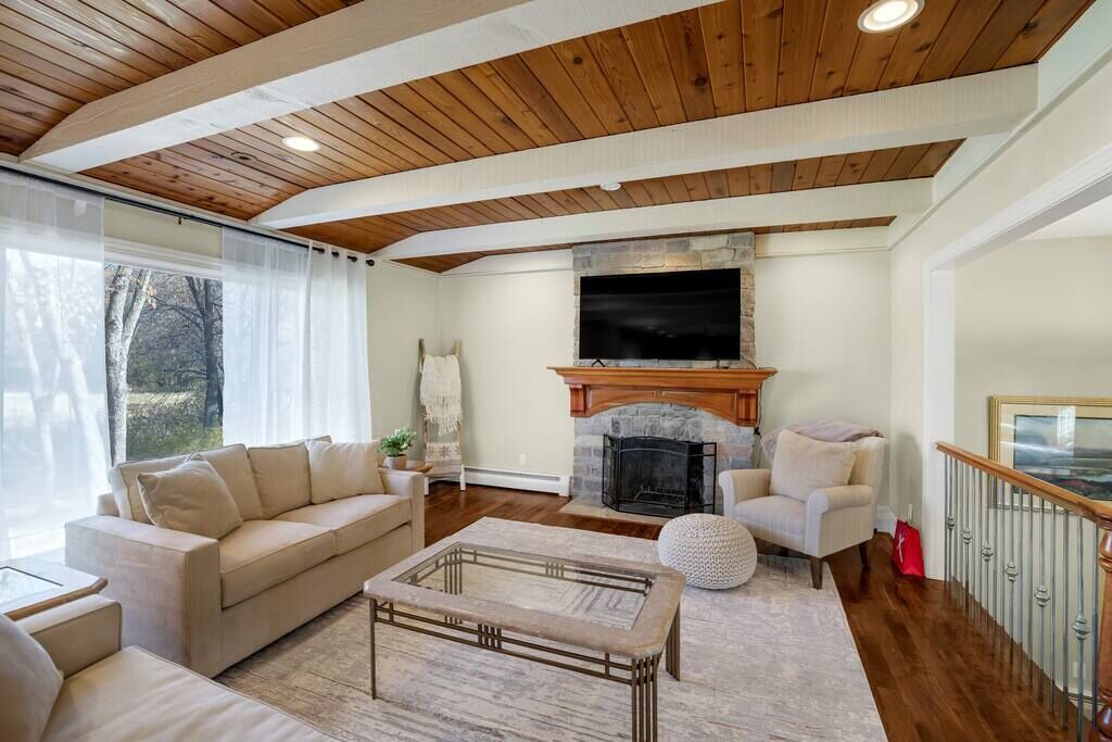 Photo of Livingroom in Minnetonka