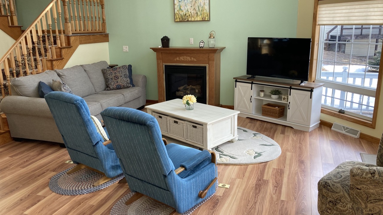 Photo of Livingroom in Colton