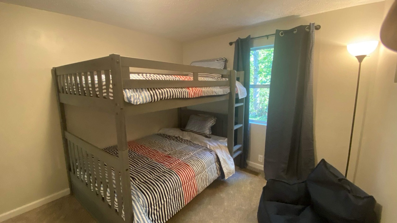 Photo of Bedroom in Glen White