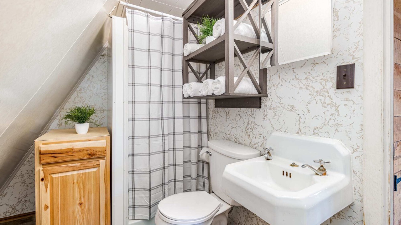 Photo of Bathroom in Berkeley Springs