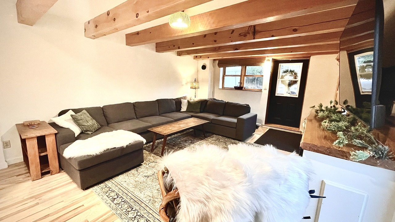 Photo of Livingroom in Montgomery Center