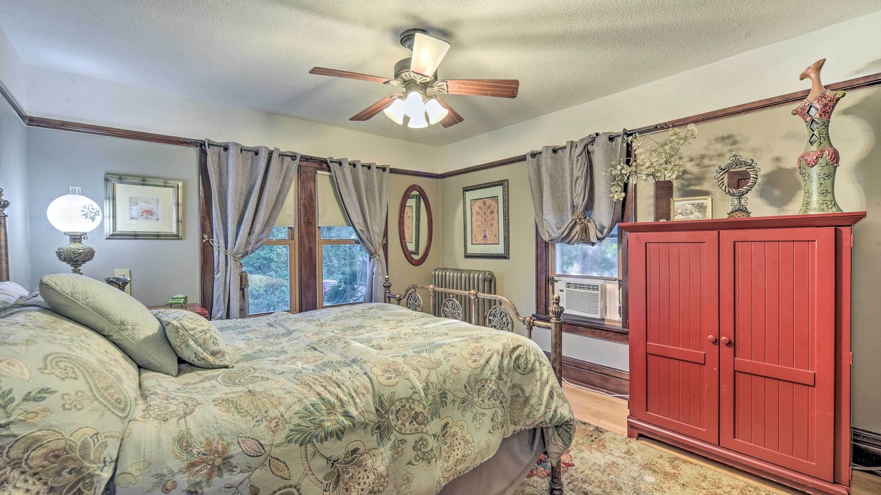 Photo of Bedroom in Superior