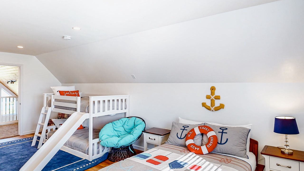 Photo of Bedroom in North Hero