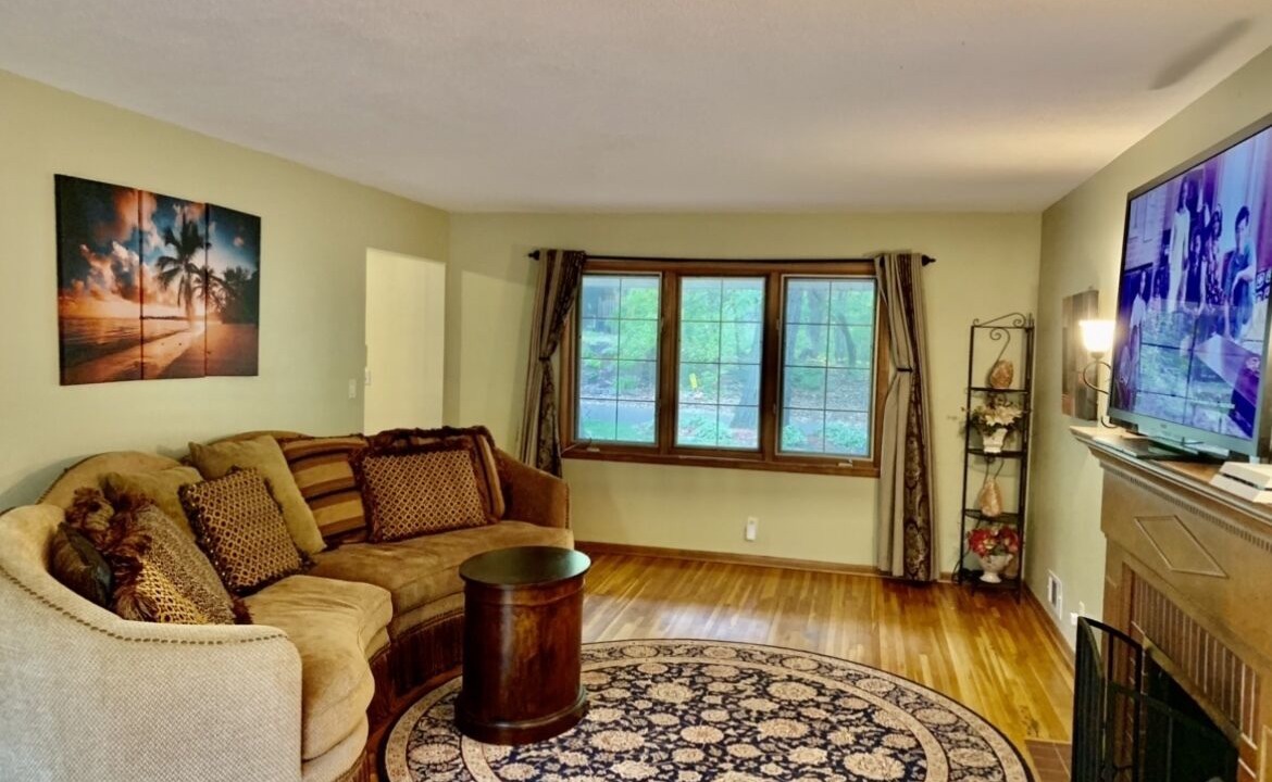 Photo of Livingroom in Minnetonka