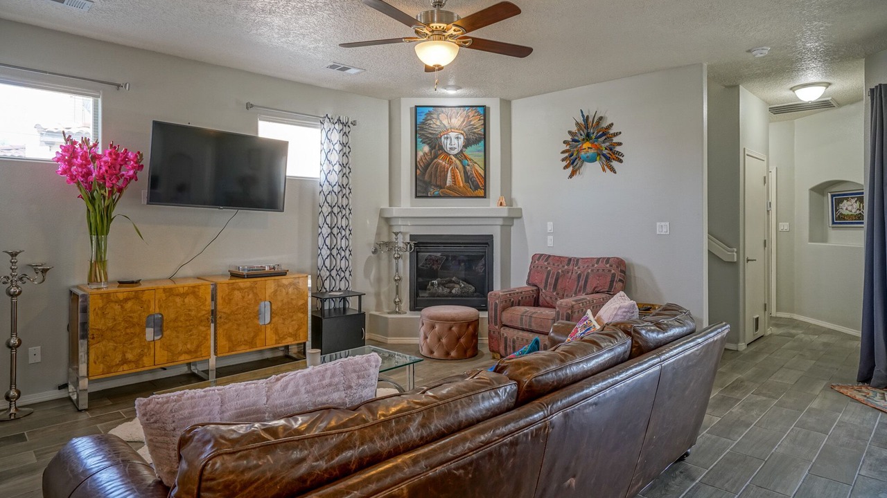 Photo of Livingroom in Mesa Del Sol Innovation Park