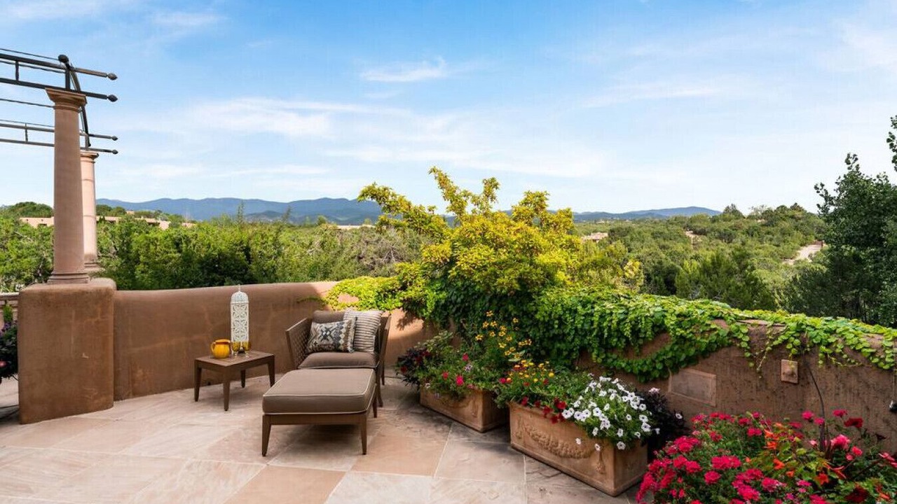 Photo of Outdoor in Northeast Santa Fe
