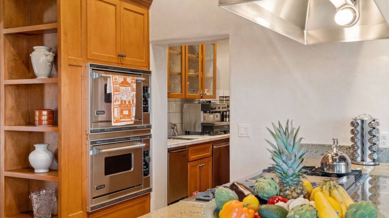 Photo of Kitchen in Northeast Santa Fe