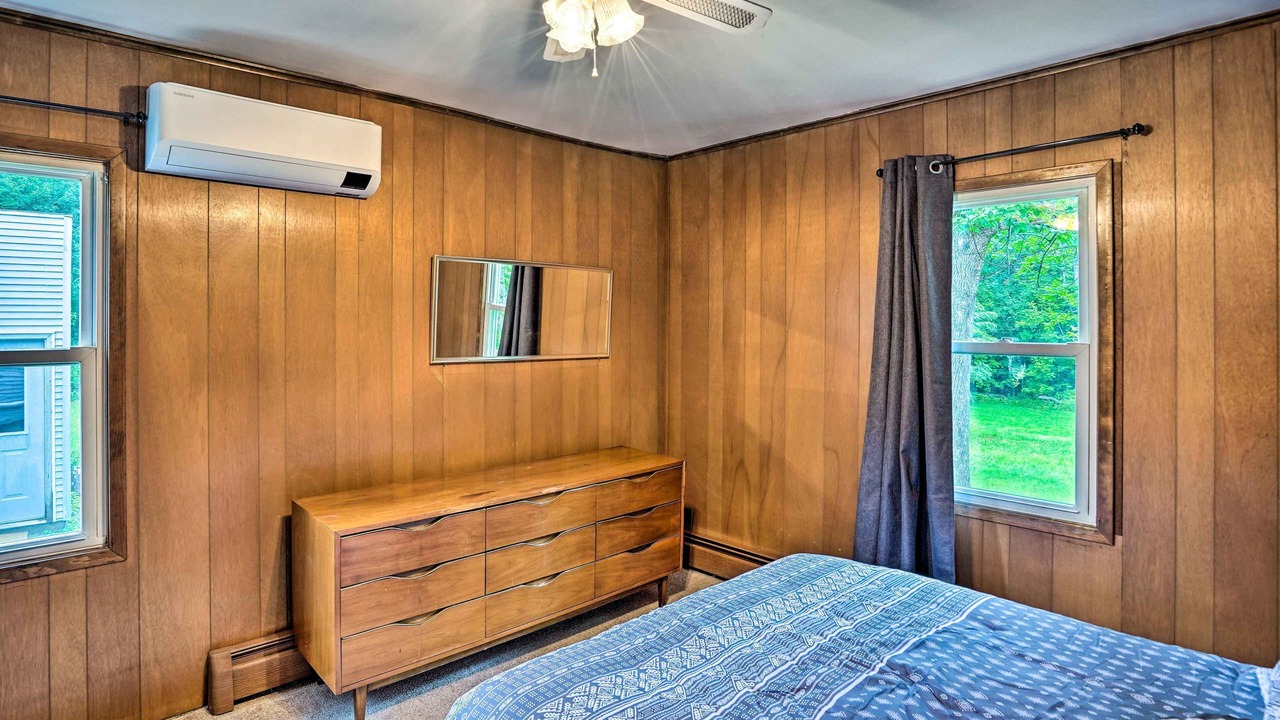 Photo of Bedroom in Greenfield Center
