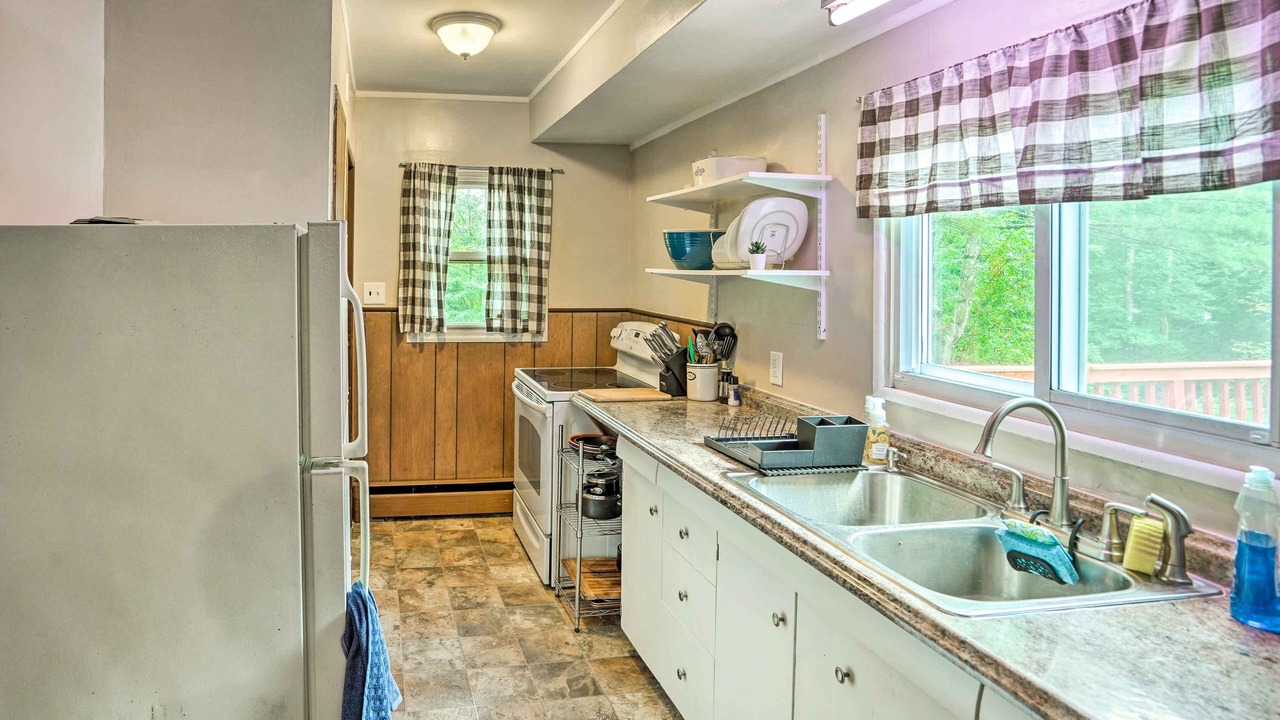Photo of Kitchen in Greenfield Center