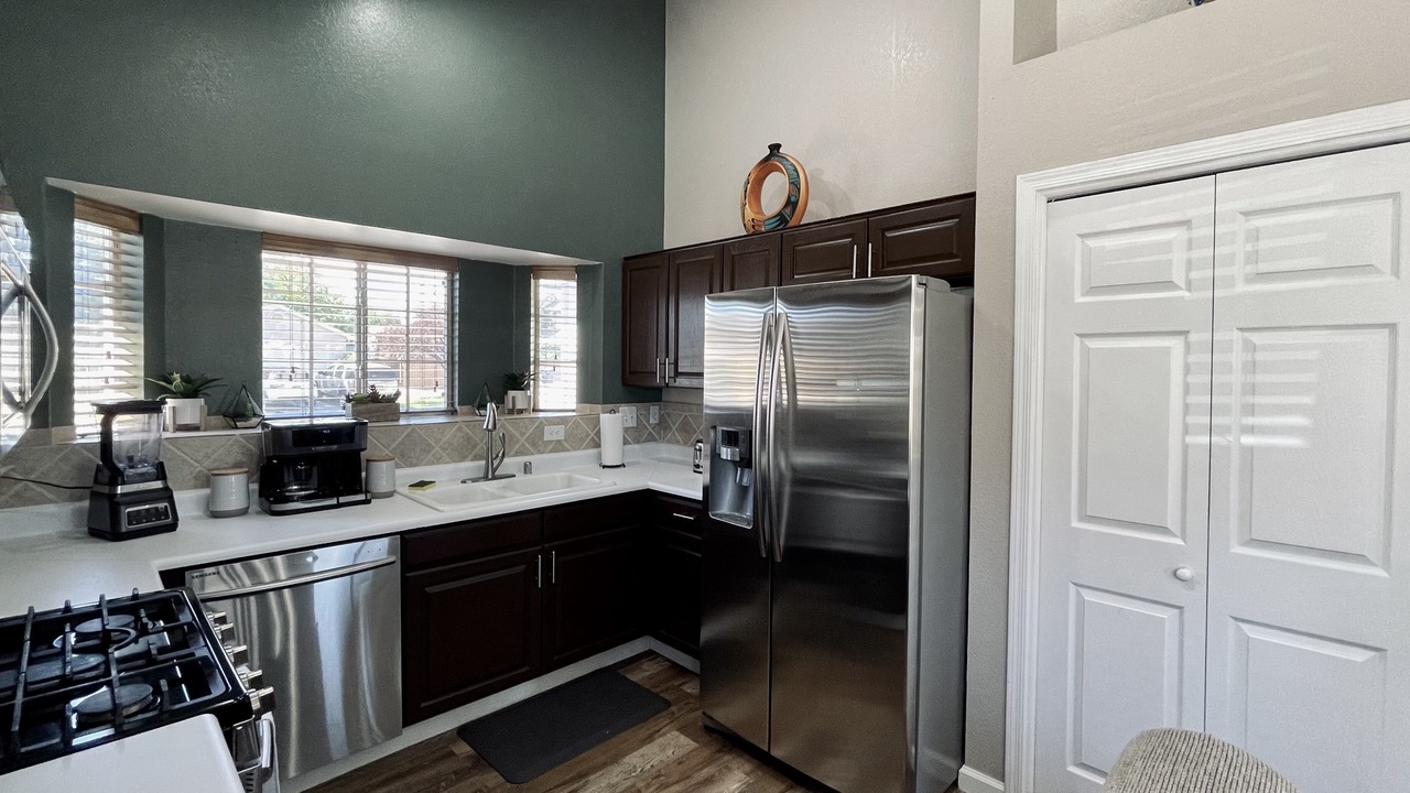 Photo of Kitchen in Alban Hills