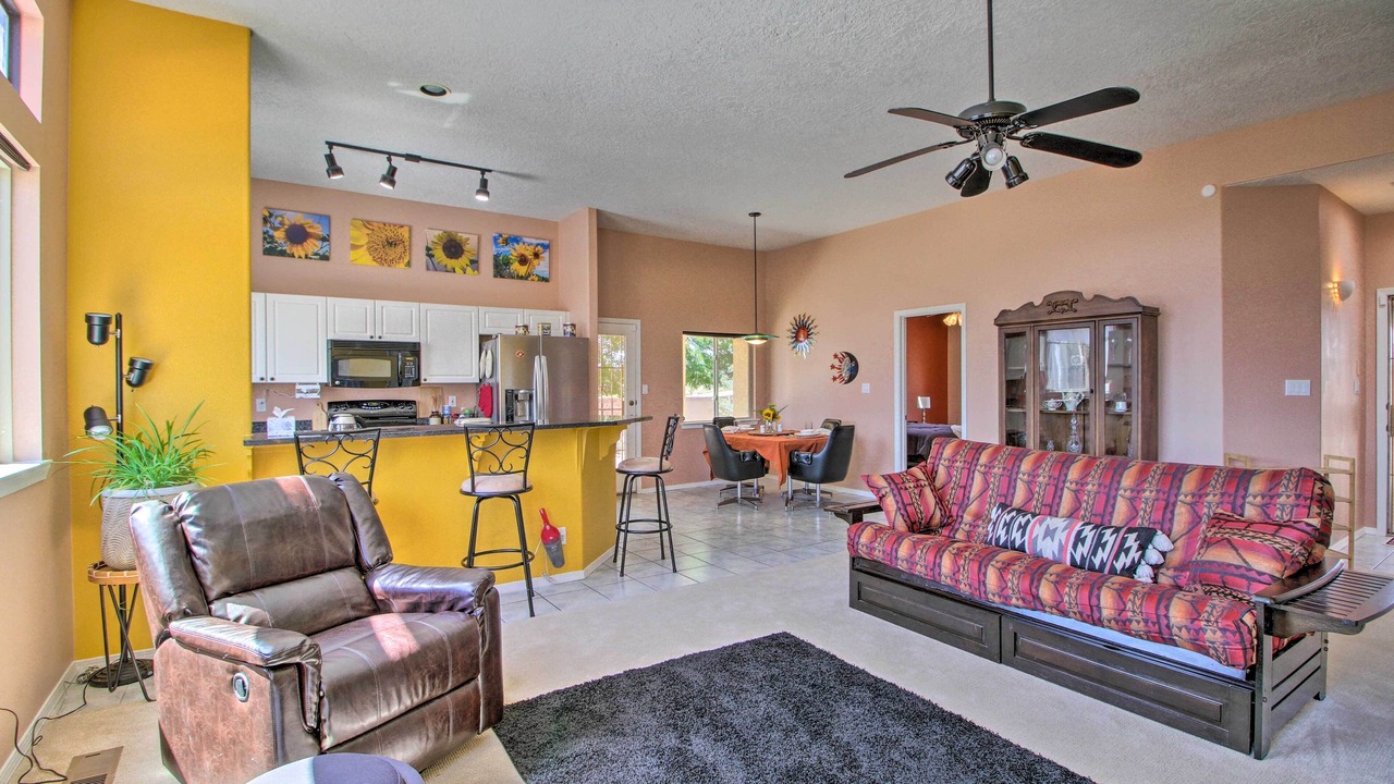 Photo of Livingroom in Northeast Heights