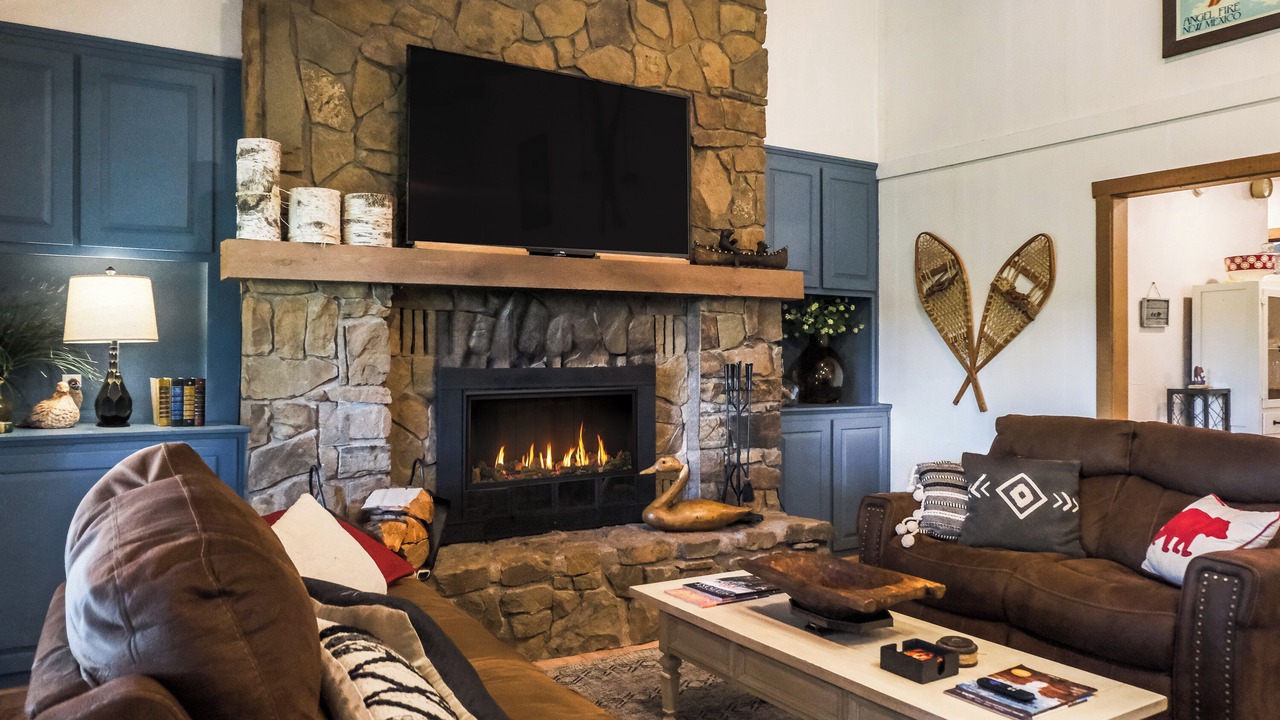Photo of Livingroom in Angel Fire