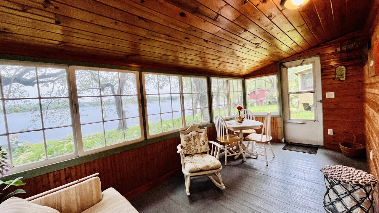 Photo of Livingroom in South Haven