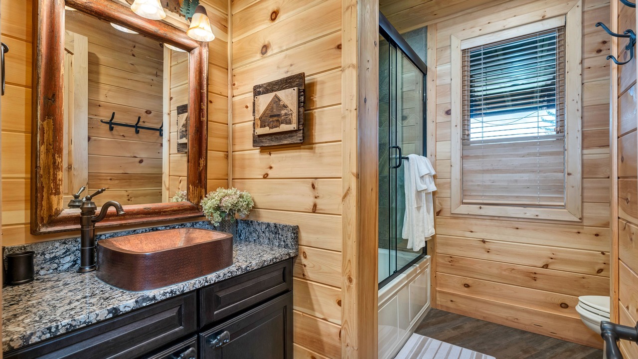 Photo of Bathroom in Intervale