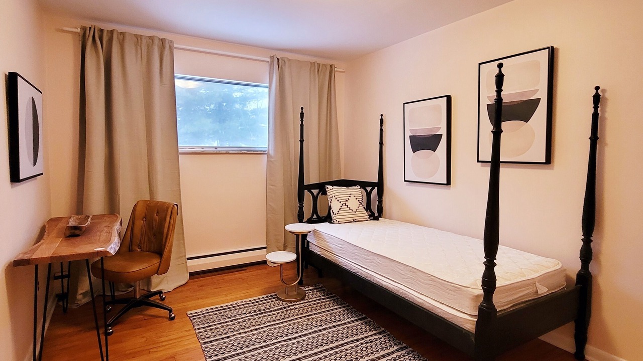 Photo of Bedroom in Drayton Plains