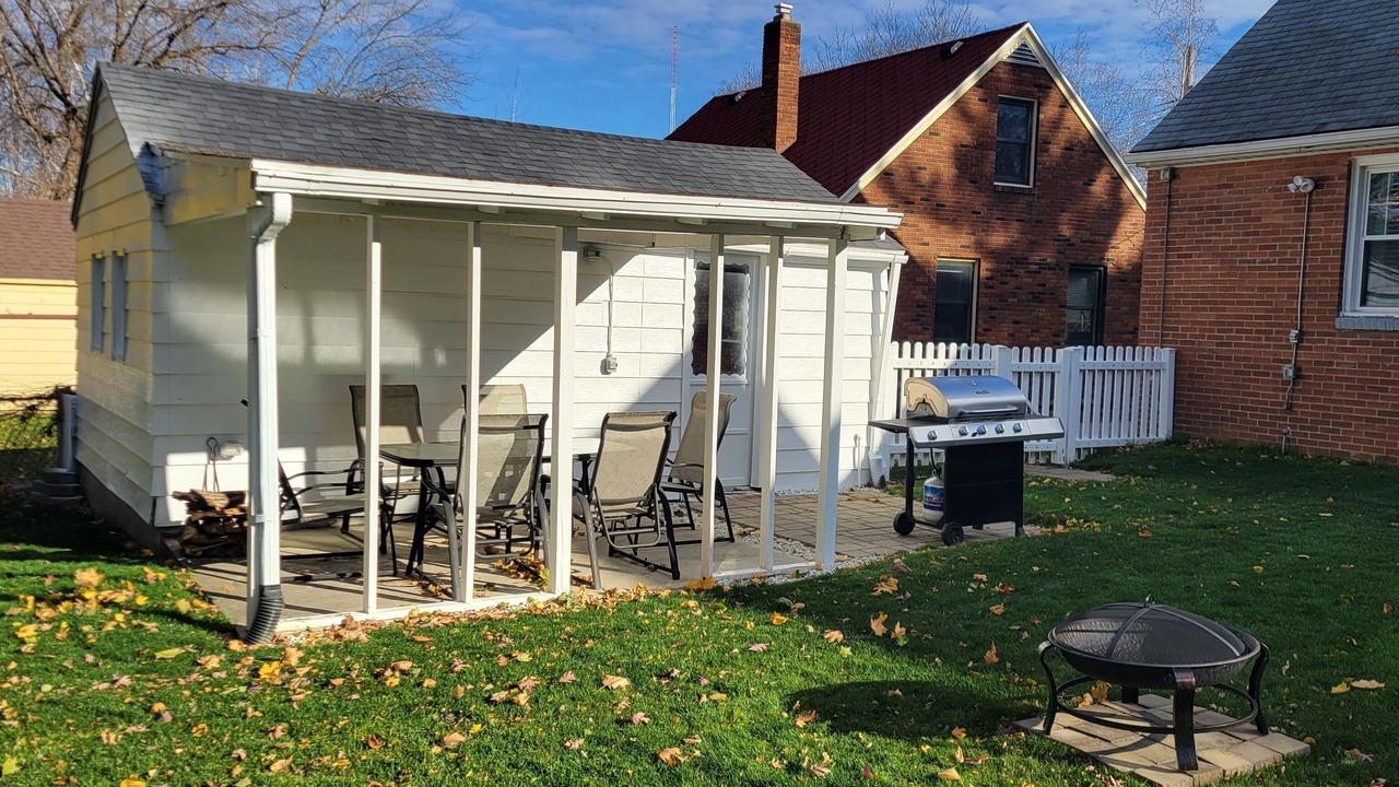 Photo of Outdoor in Lansing