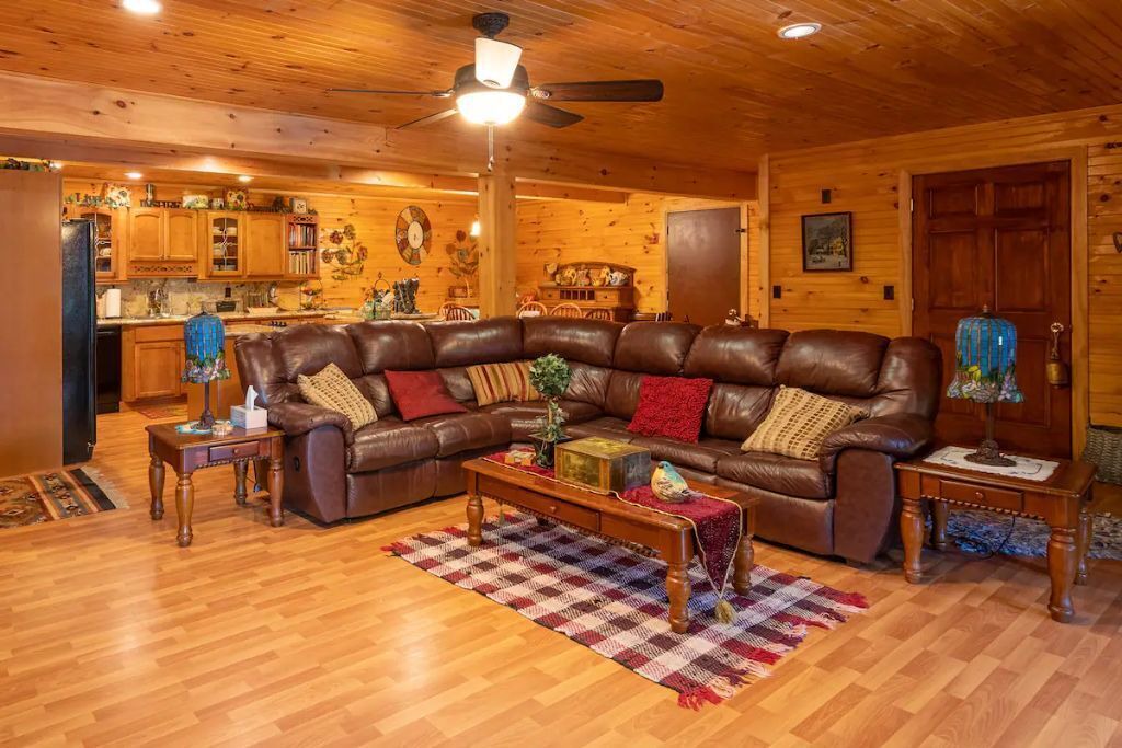 Photo of Livingroom in Jay