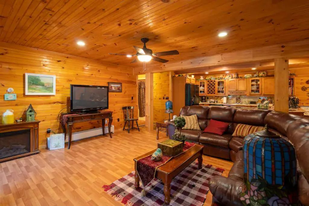 Photo of Livingroom in Jay