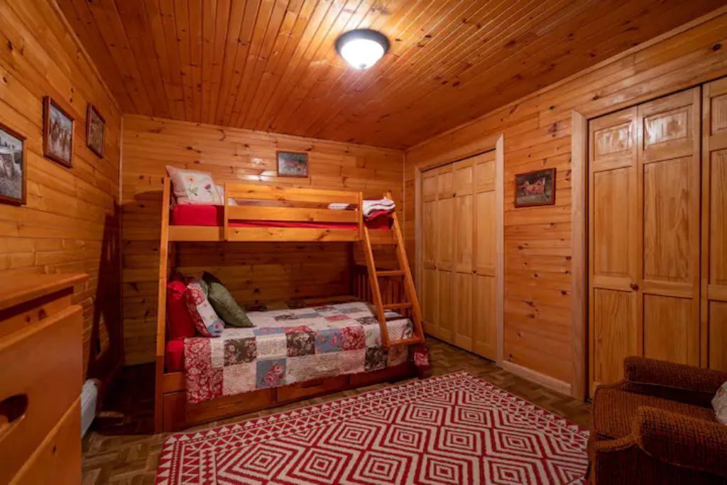 Photo of Bedroom in Jay