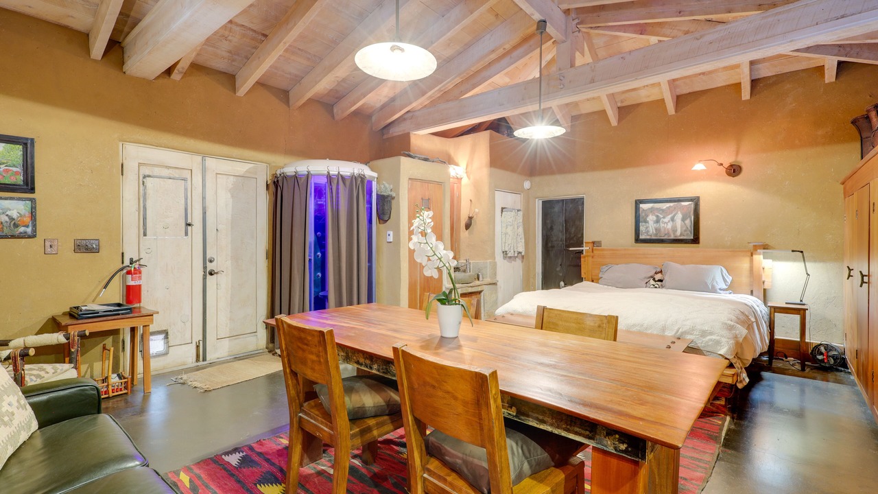 Photo of Bedroom in Northeast Santa Fe