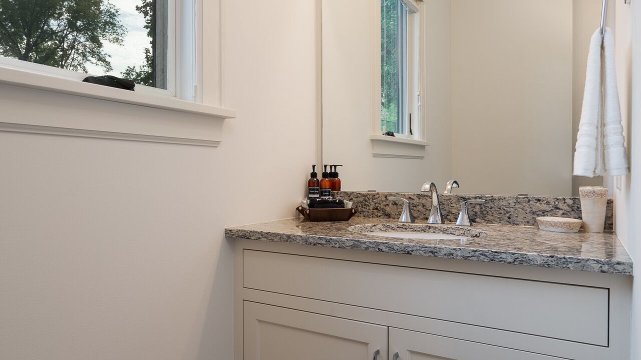 Photo of Bathroom in Cedar-Isles-Dean