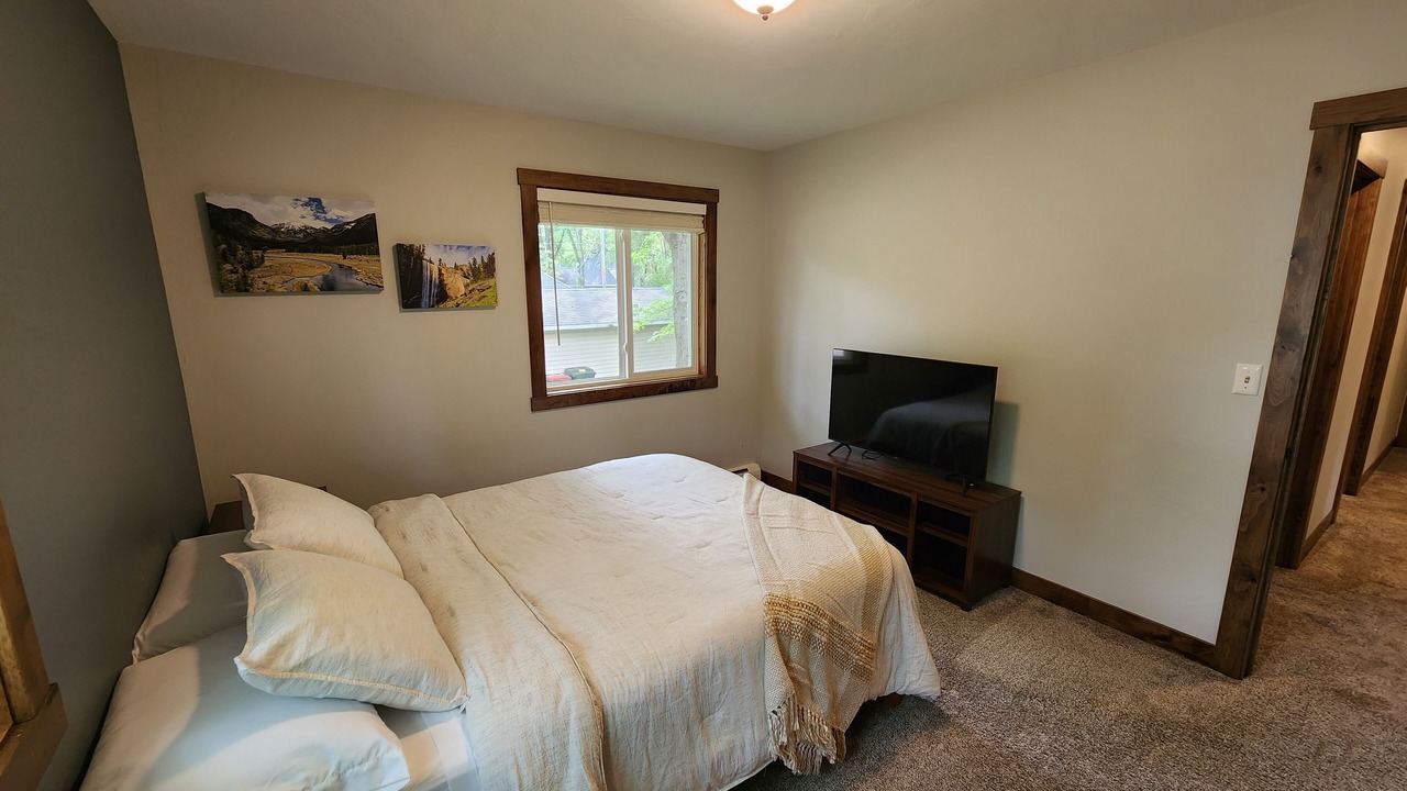 Photo of Bedroom in Hudson