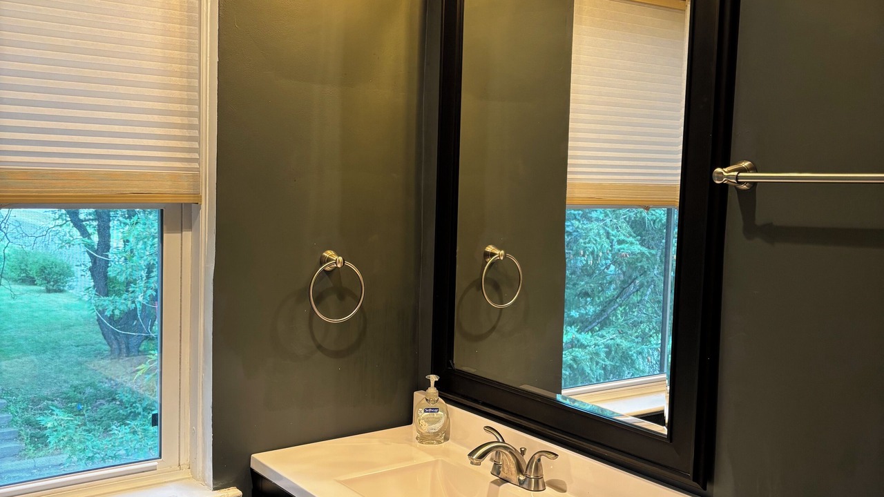 Photo of Bathroom in Falcon Heights