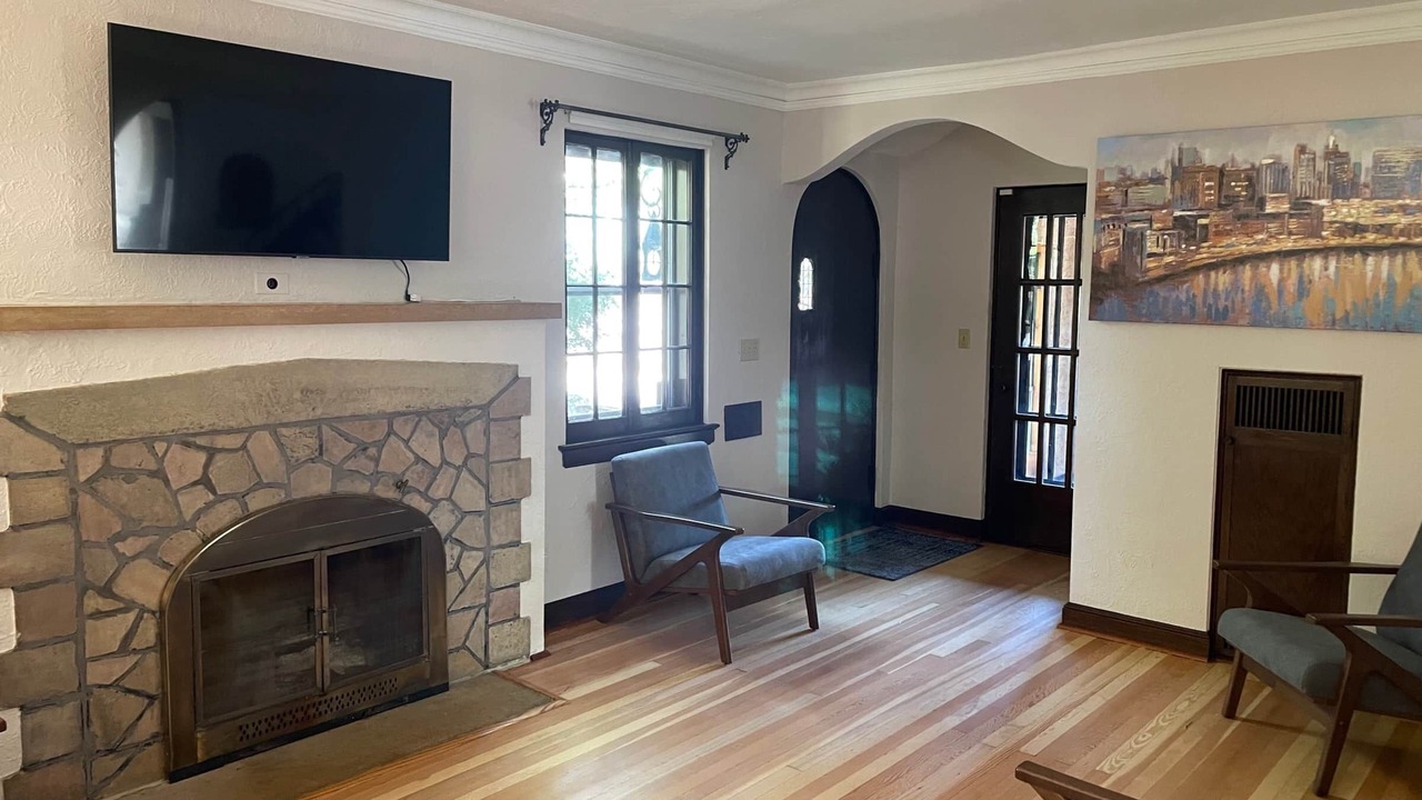 Photo of Bedroom in Falcon Heights