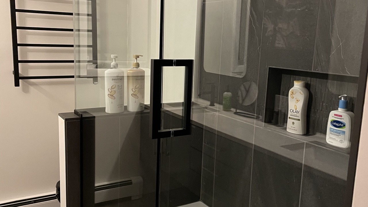 Photo of Bathroom in Albert Lea