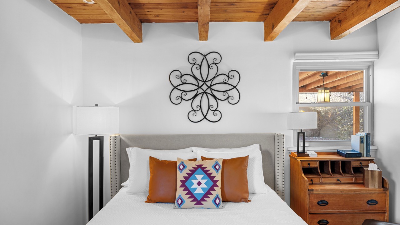 Photo of Bedroom in Southside