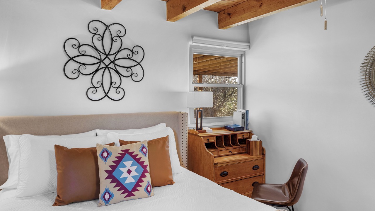 Photo of Bedroom in Southside