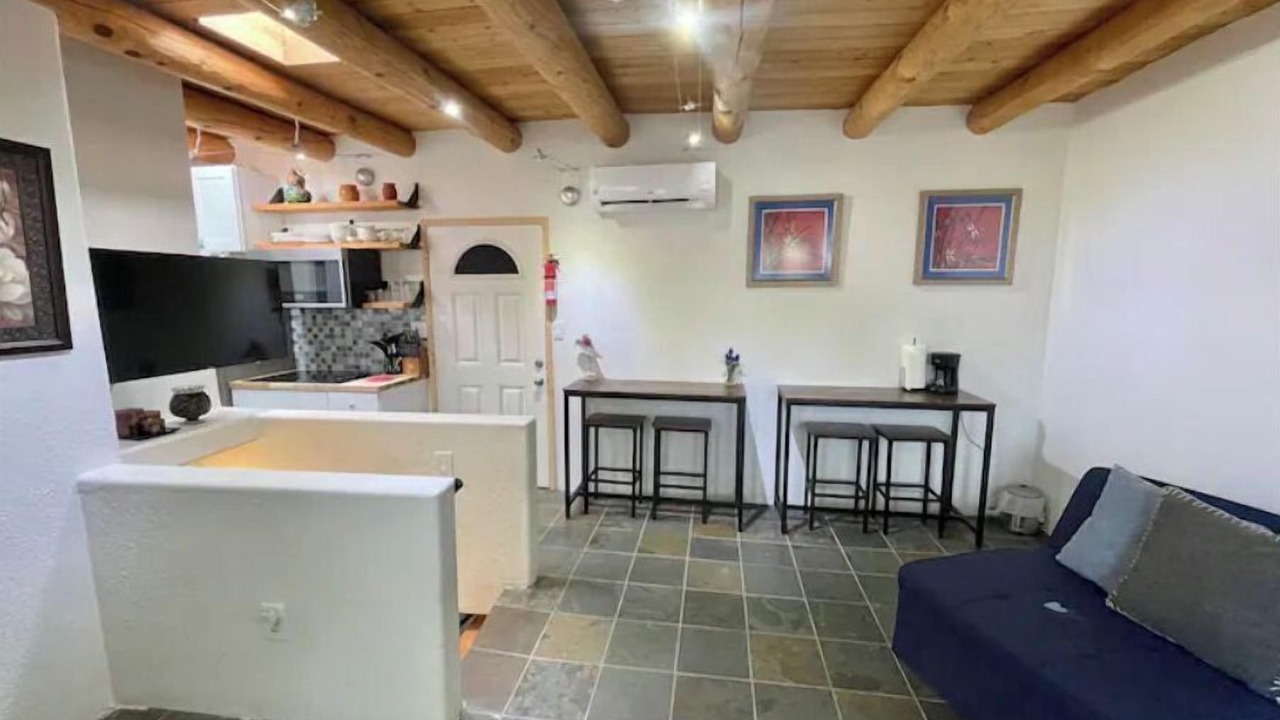 Photo of Livingroom in Alamedan Valley