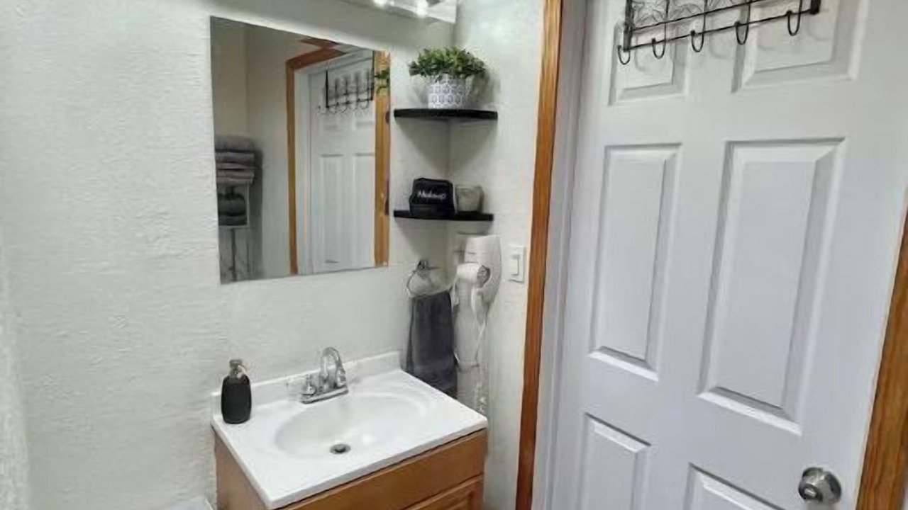 Photo of Bathroom in Alamedan Valley