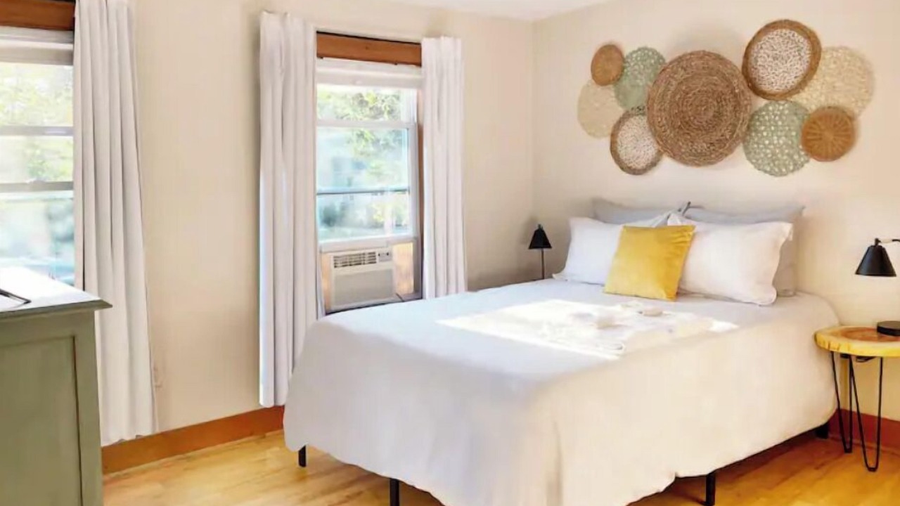 Photo of Bedroom in Old North End