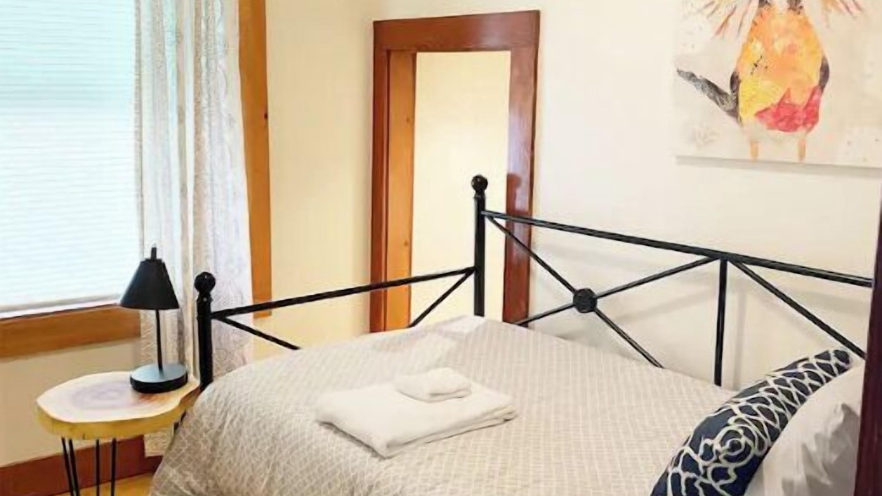 Photo of Bedroom in Old North End