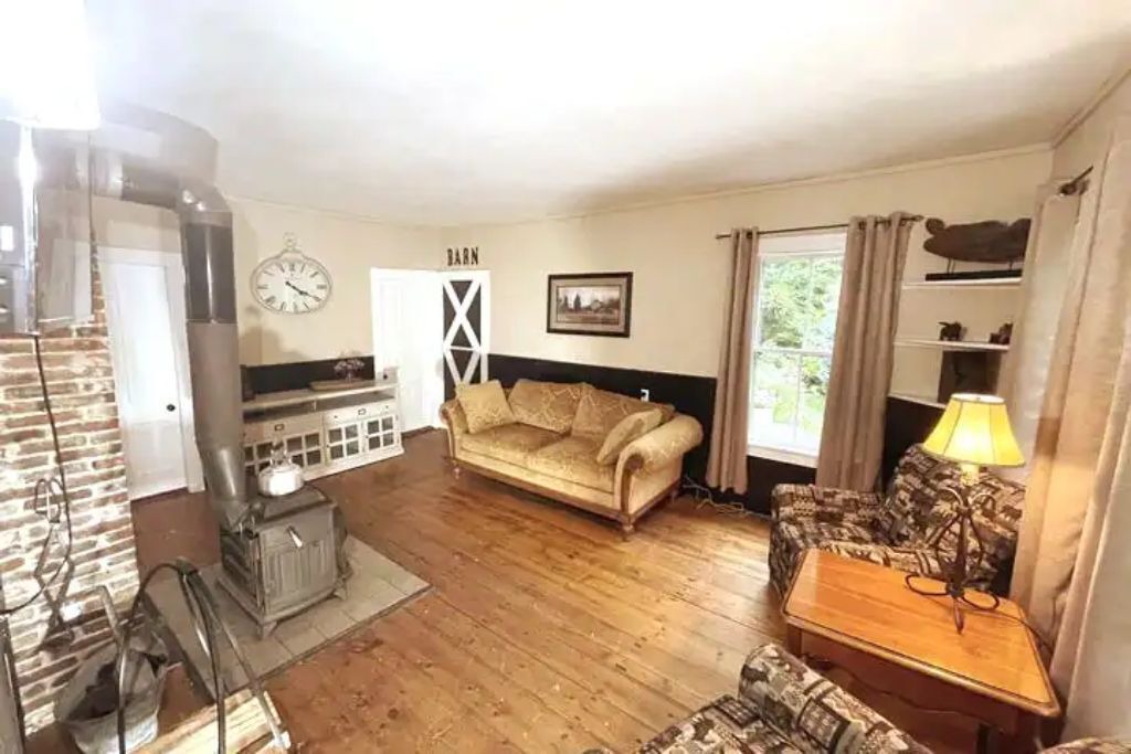 Photo of Livingroom in Wardsboro