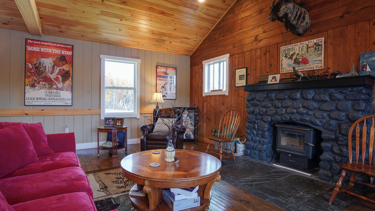 Photo of Livingroom in Cranberry Lake