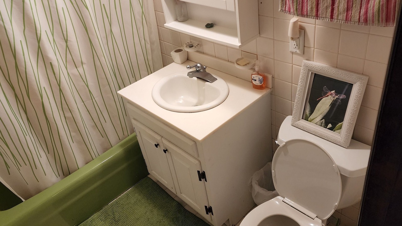 Photo of Bathroom in Waterbury Center