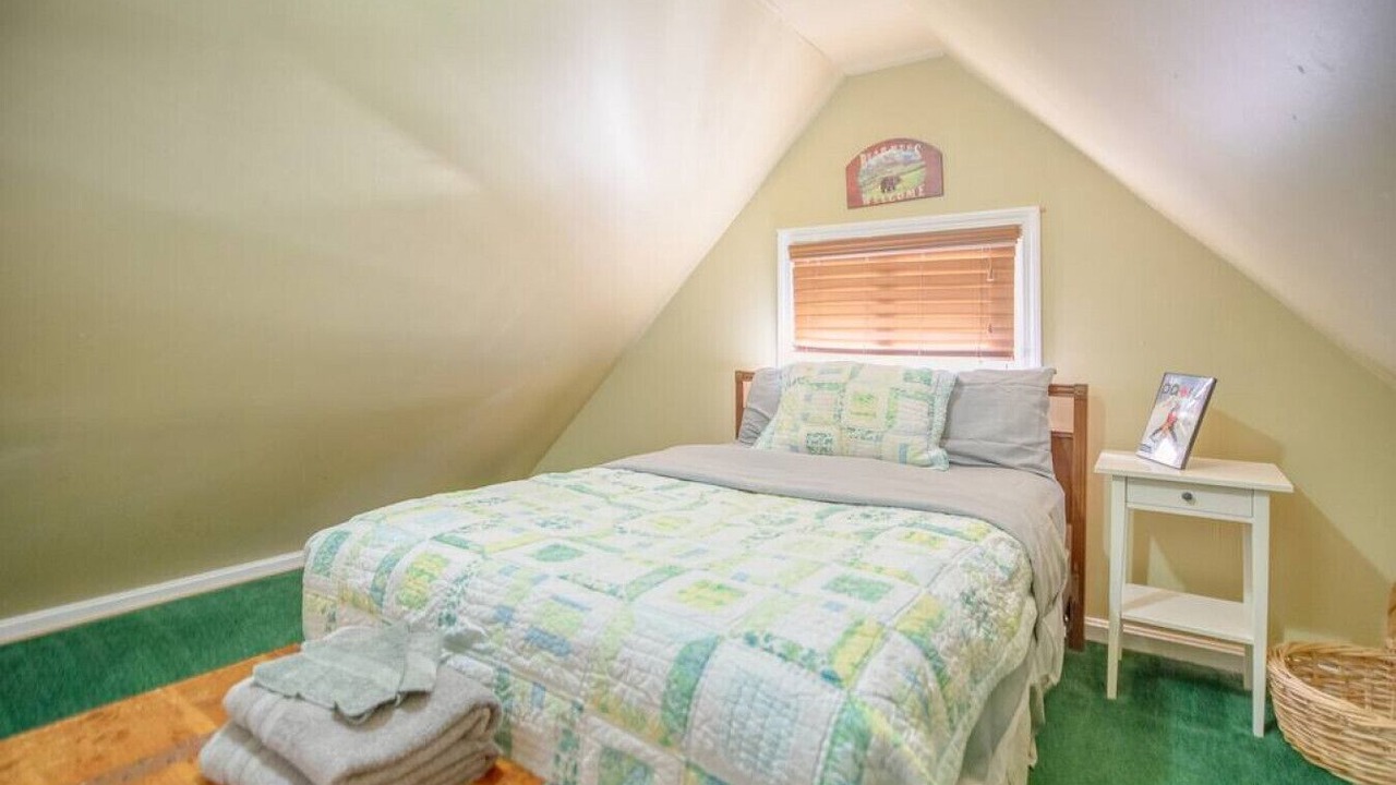 Photo of Bedroom in North Woodstock